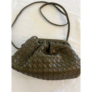 Crossbody Bag Women's Woven Pleather - Small. NEW!